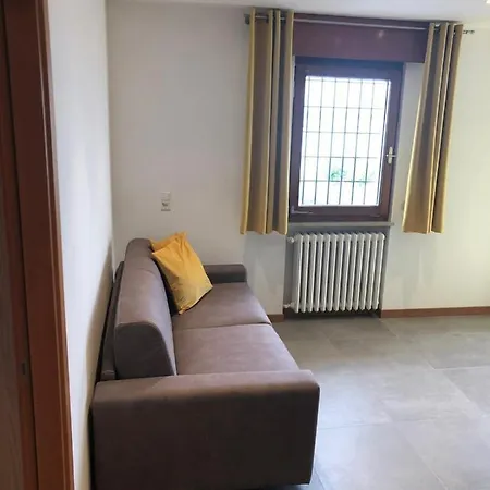 Casa Costa Al Sole * Λατζίζε